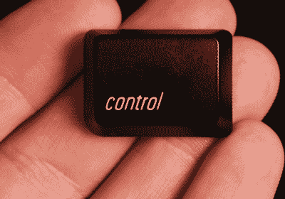 کنترل بر خود